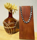 Snare chain necklace with white pearl